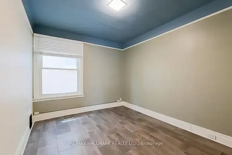405 Kingston Rd #1A — Photo 1