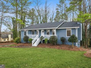 6595 Oakwood Dr, Douglasville, GA 30135