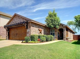 4953 Water Ridge Ln, Fort Worth, TX 76179