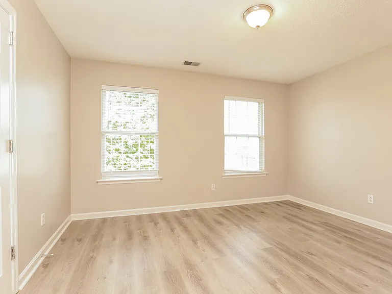 1004 Don Blair Dr — Photo 13