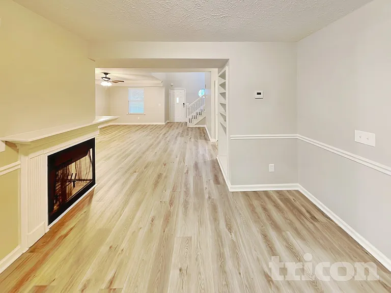 80 Vincent Ln — Photo 5