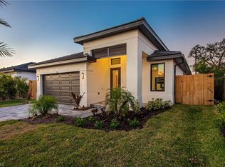 651 108th Ave N, Naples, FL 34108