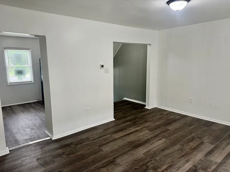1702 Judy Way — Photo 3