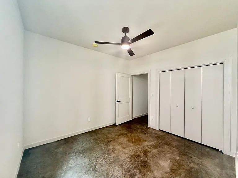 Modern Luxury in San Marcos' Premier Courtyard Community Now Leasing! — Photo 39