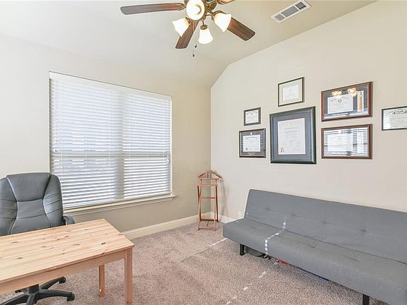 5th image of 904 Rockcress Dr