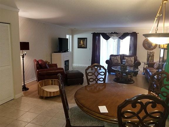 2nd image of 215 Rubens Dr APT A