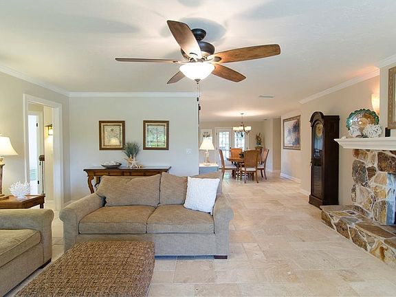 5th image of 11119 Sandrift Ave