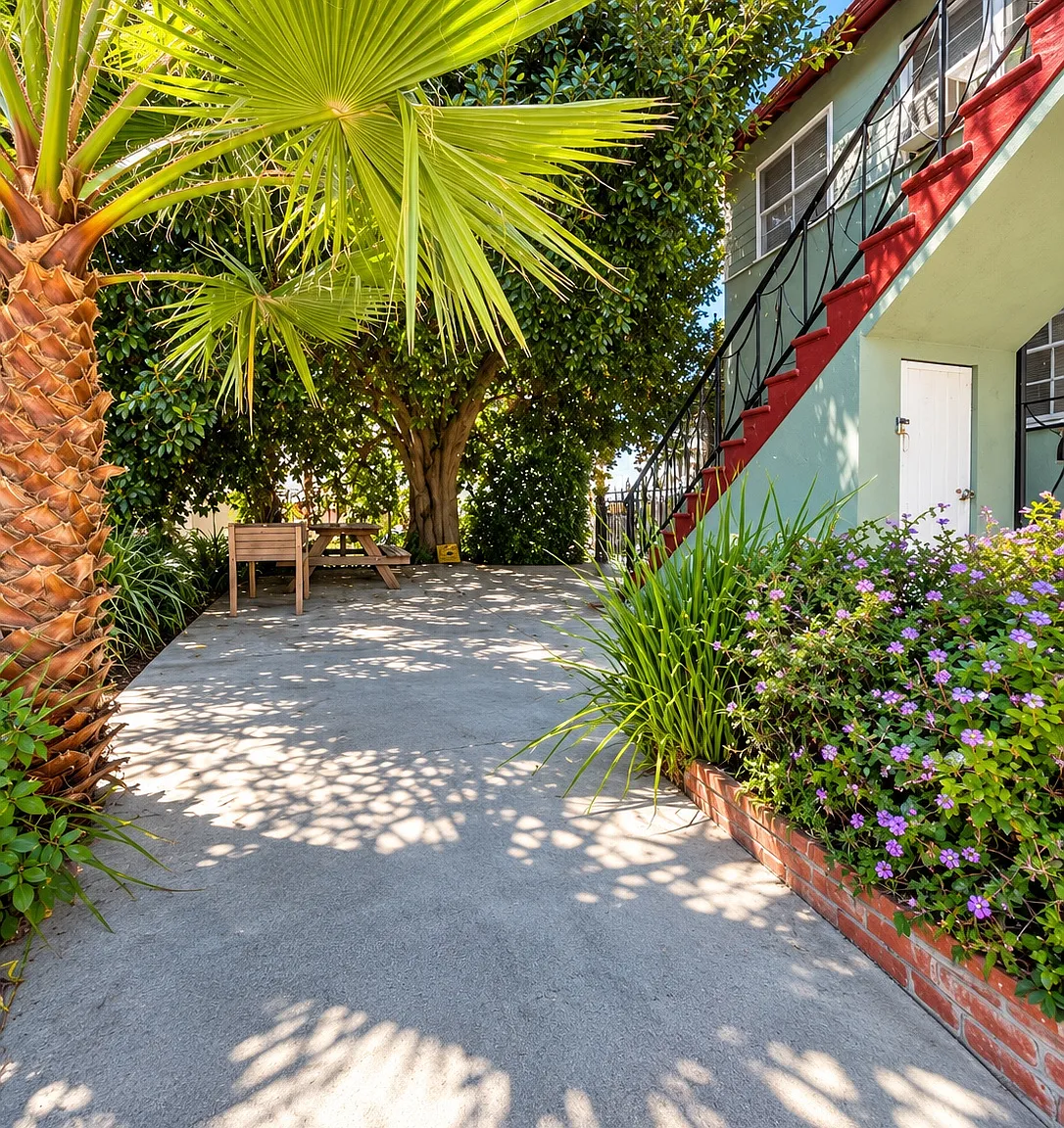 1 bed, 750 sqft, $2,395 — Photo 3