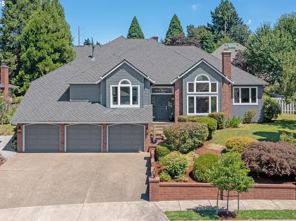 2095 Wellington Dr, West Linn, OR 97068