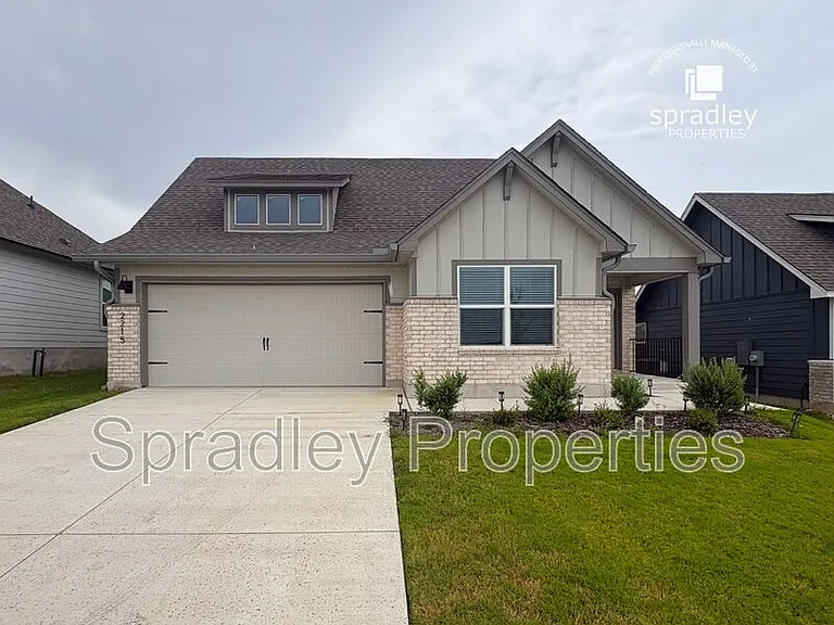 2215 Turmeric Ct — Photo 1