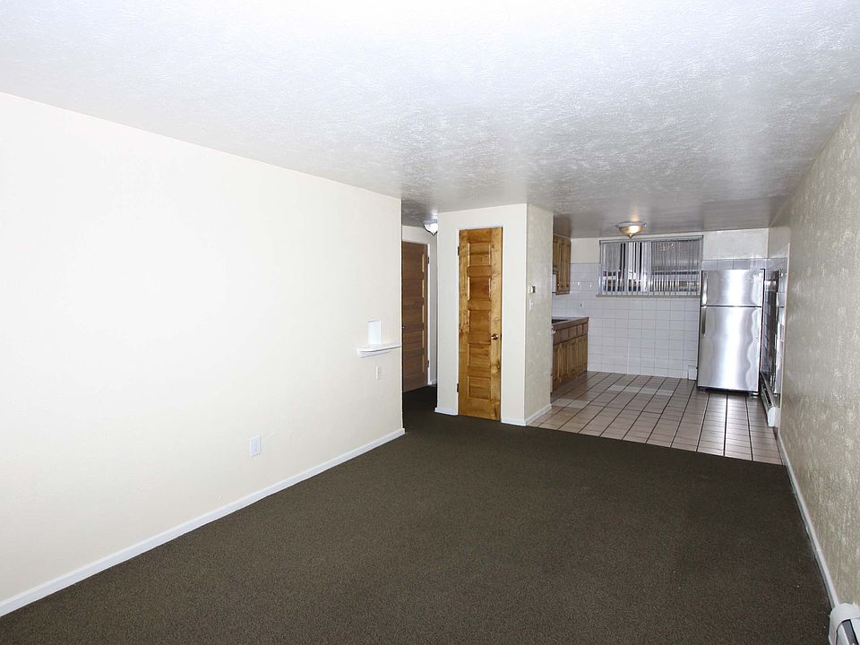 1st image of 2150 N Franklin St APT 101