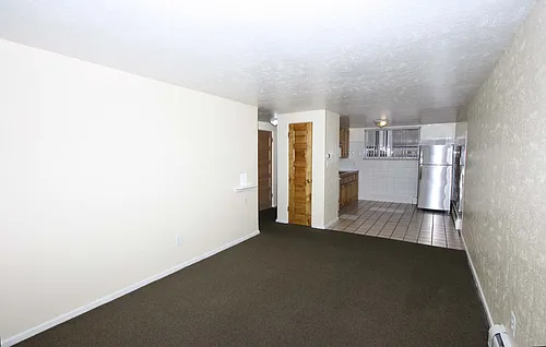 2150 N Franklin St #101 Photo 1