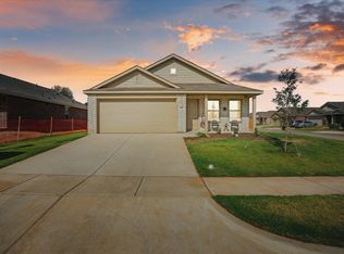 1388 Wavelet Dr, Azle, TX 76020