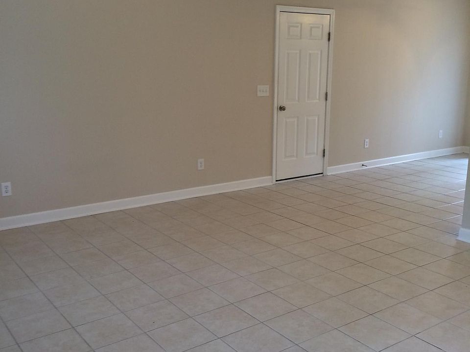 2nd image of 5706 Main St