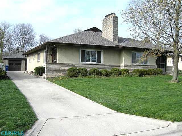 1st image of 700 Village Dr #702
