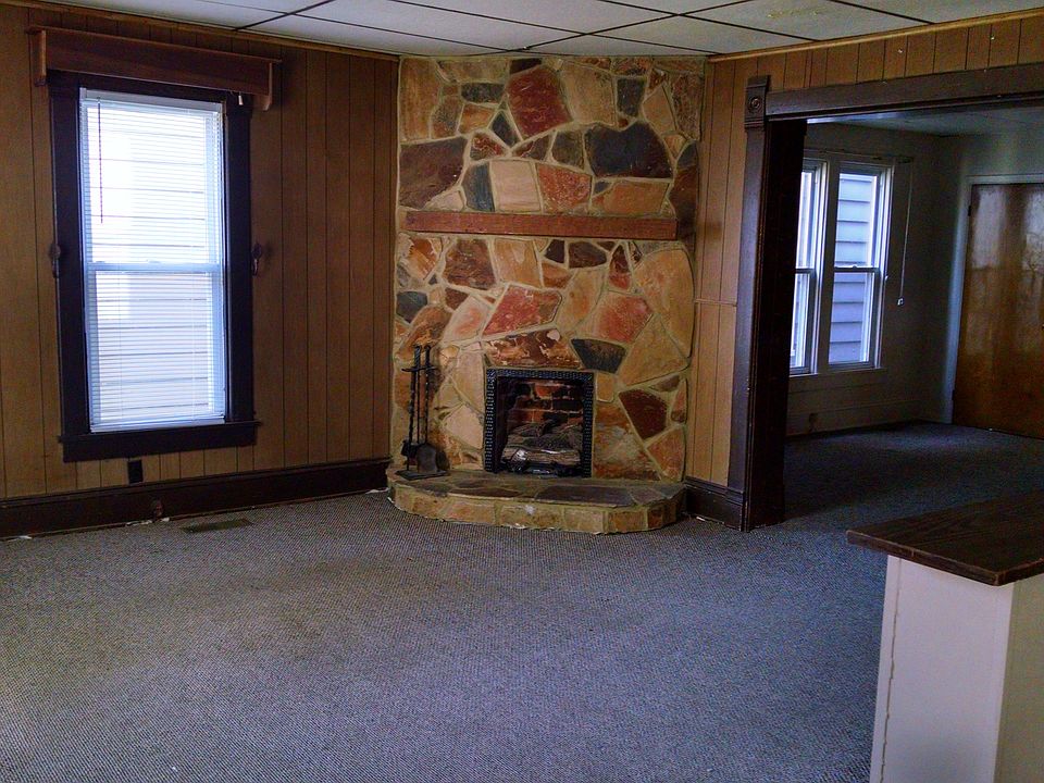 1st image of 315 Harmar St