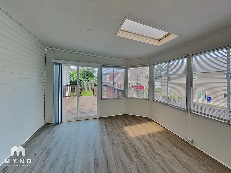 6252 Phillips Lake Cv — Photo 27