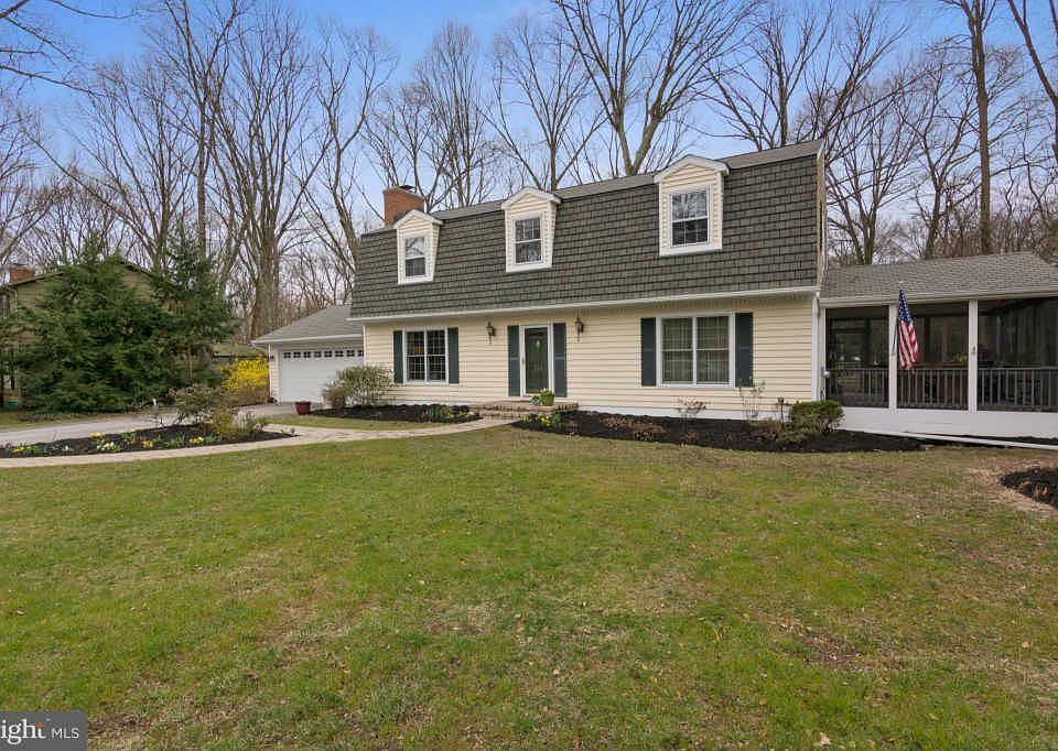 1st image of 244 Berrywood Dr