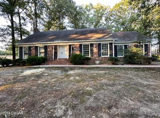 716 Oneal Ln, Henderson, TN 38340