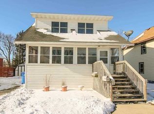 116 S Madison St, Waunakee, WI 53597