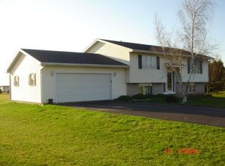 6607 N South, Evansville, WI 53536
