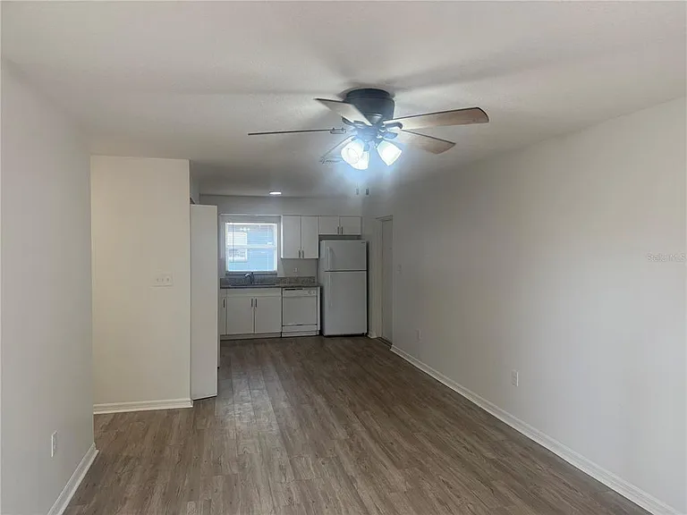 3417 Temple St #B — Photo 2