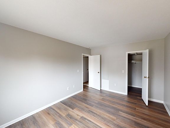 2nd image of 2707 W Central Ave #F10