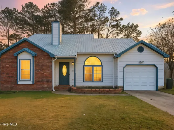 2673 Idlebrook Circle, Midway Park, NC 28544