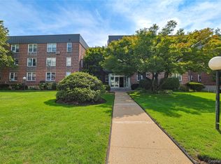 530 Dubois Avenue #1B, Valley Stream, NY