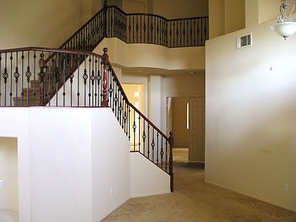2nd image of 1976 Tanner Valley Cir