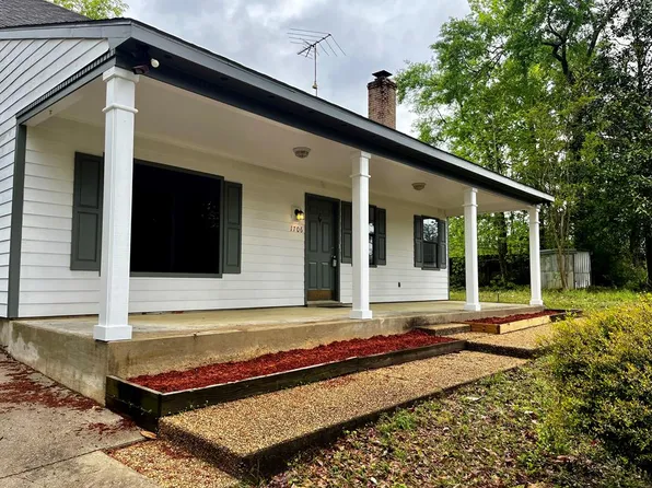 1706 Springhill Dr, Valdosta, GA 31601