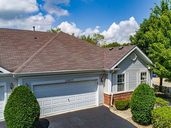 2nd image of 20837 W Forsythia Ct