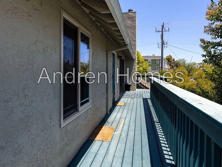 713 Frederick St — Photo 21
