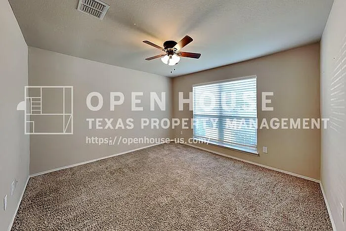 5561 Spring Ridge Dr — Photo 12