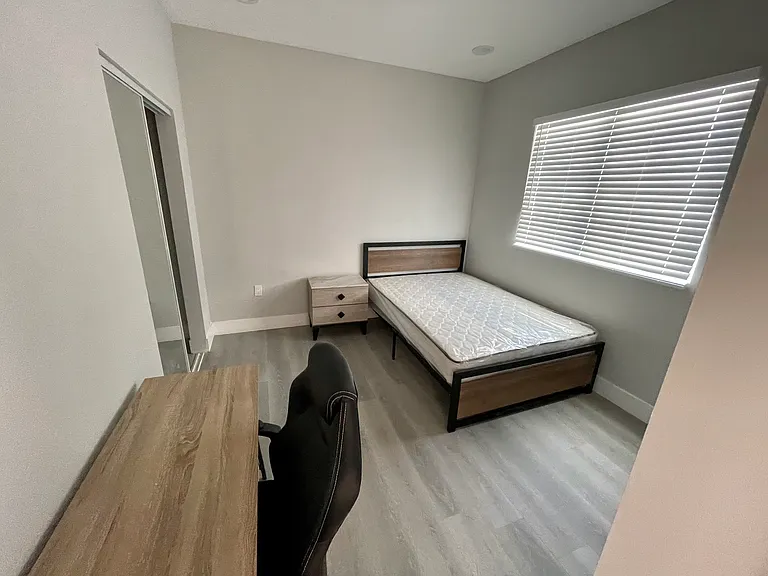 5401 Carlin St — Photo 10