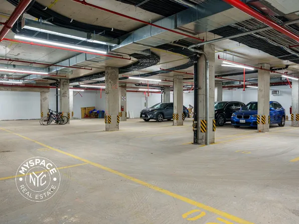 1499 Bedford Avenue image 32 of 35