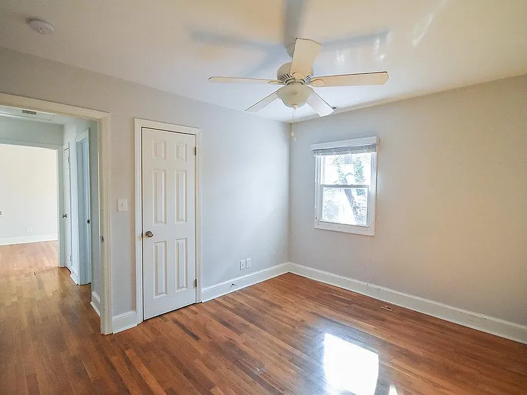 190 Midland Rd — Photo 10