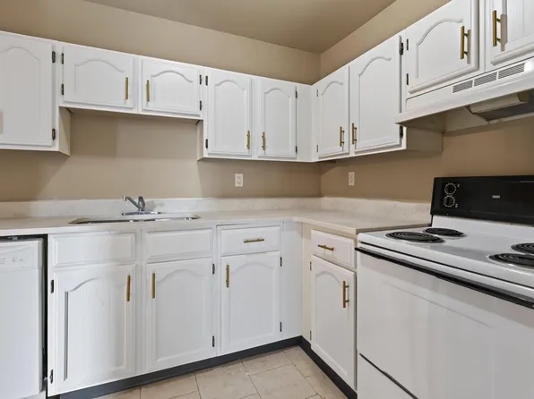 10175 109th St NW #603, Edmonton, AB T5J 3P2