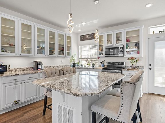 2nd image of 3504 Valleywood Ct