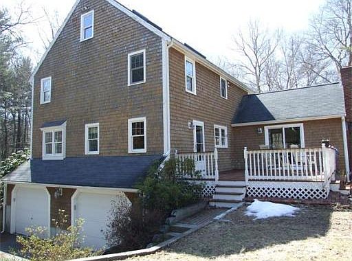 3rd image of 60 Fairway Dr