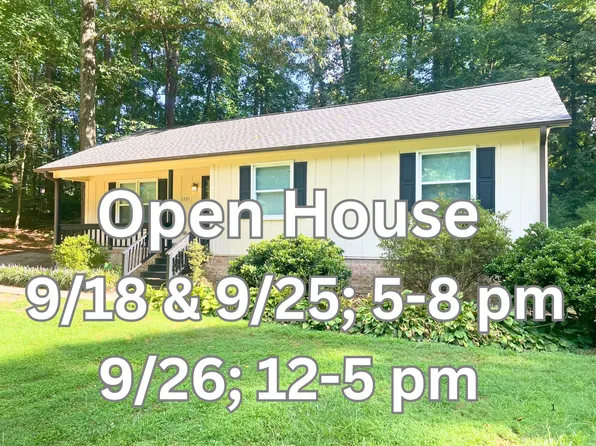 1221 Roundtree Ct, Cary, NC 27513