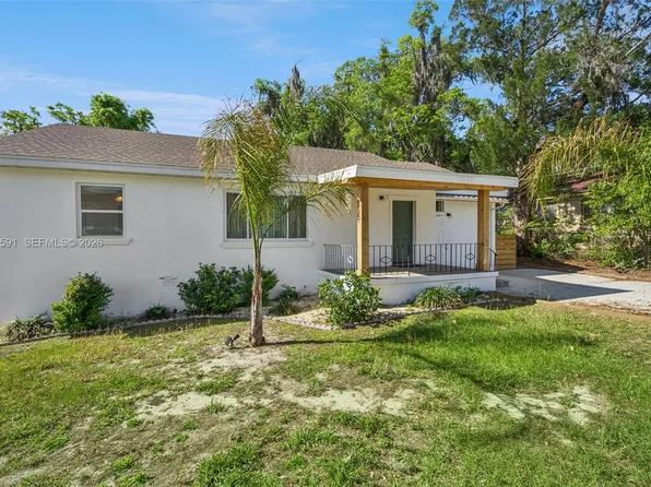 334 W Howry Ave, Deland, FL 32720