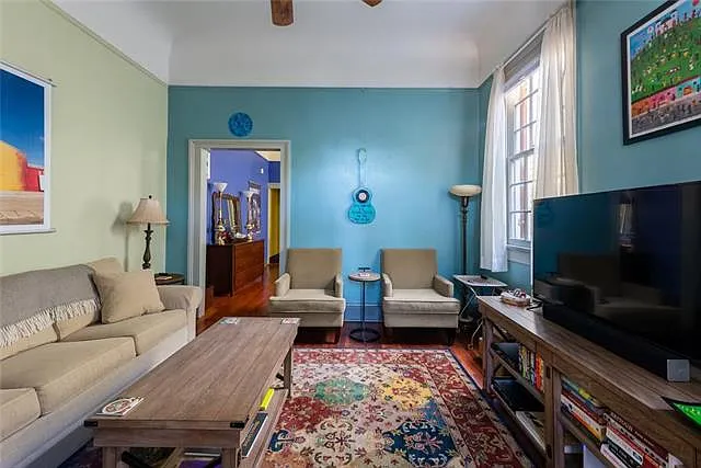 2 bed, 2.0 bath, 1350 sqft, $1,995 — Photo 2
