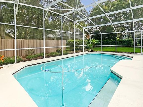2nd image of 2852 Lexington Ct