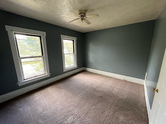 2nd image of 749 E Main St #1/2