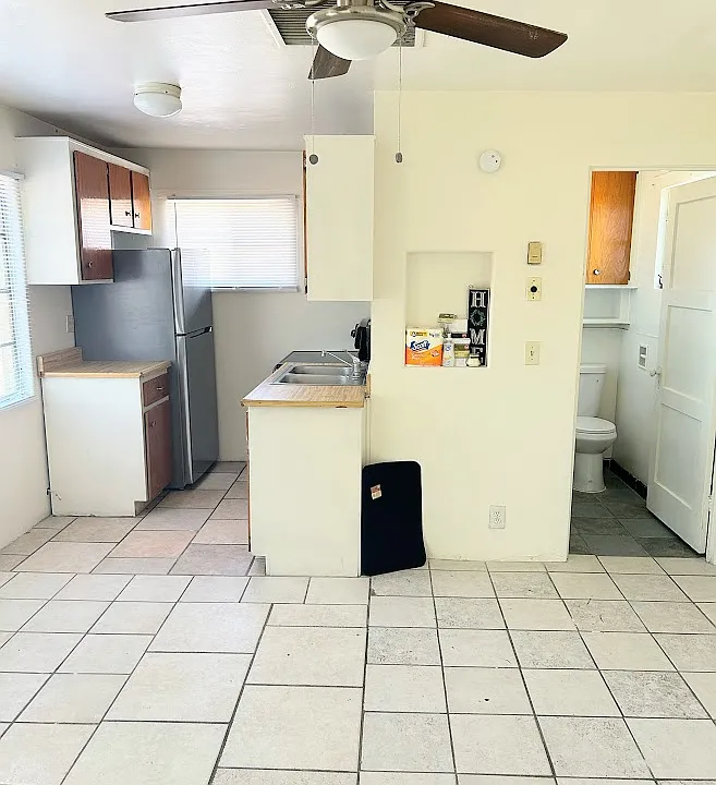 2620 N 14th Ave #2