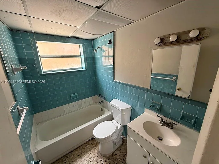 3045 NW 21st Ct #2 — Photo 9