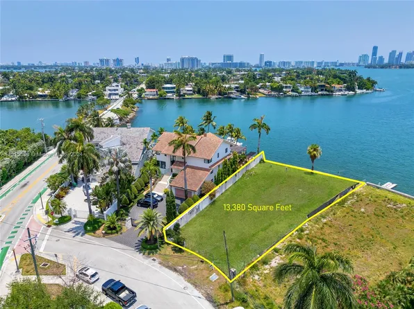 1386 S Venetian Way, Miami Beach, FL 33139