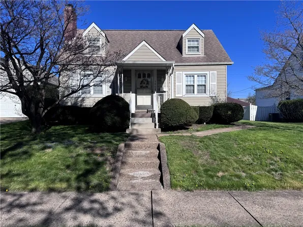 1408 Princeton Ave, Natrona Heights, PA 15065