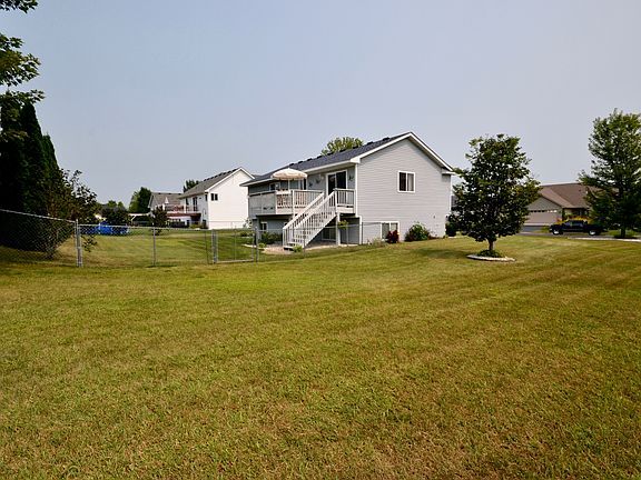 4th image of 12810 Foxhill Ave N